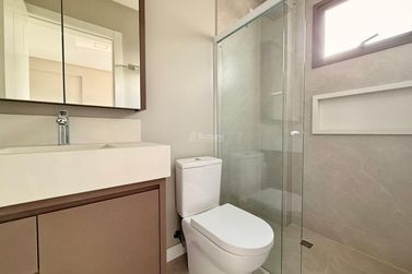 Apartamento &agrave; venda - 114m&sup2; - Meia Praia