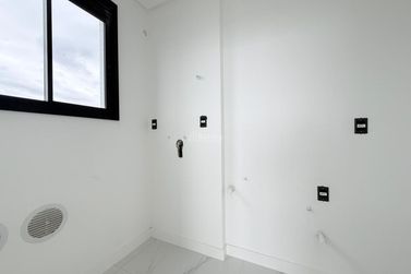 Apartamento &agrave; venda - 190m&sup2; - Meia Praia