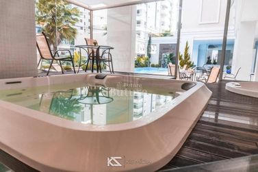 Apartamento &agrave; venda - 340m&sup2; - Meia Praia