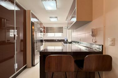 Apartamento &agrave; venda - 198m&sup2; - Meia Praia