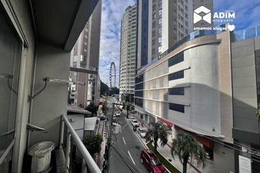 Apartamento para alugar - 89m&sup2; - Pioneiros