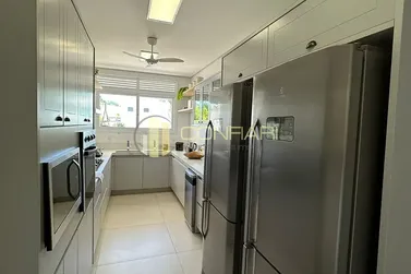 Casa &agrave; venda - 560m&sup2; - Casa Branca