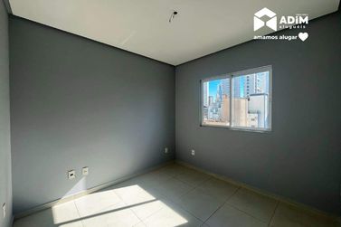 Apartamento para alugar - 153m&sup2; - Centro
