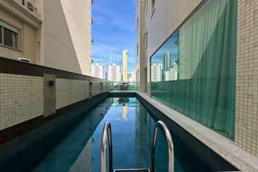 Apartamento &agrave; venda - 294m&sup2; - Meia Praia