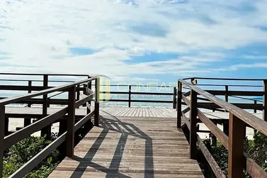 Apartamento &agrave; venda - 129m&sup2; - Meia Praia