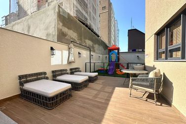 Apartamento &agrave; venda - 130m&sup2; - Meia Praia