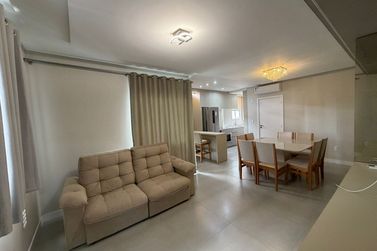 Apartamento &agrave; venda - 135m&sup2; - Jardim Dourado