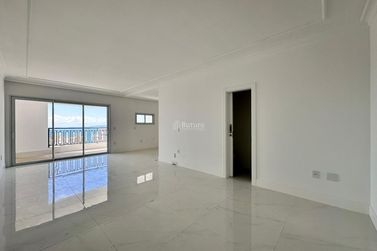 Apartamento &agrave; venda - 160m&sup2; - Centro