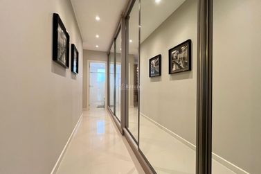 Apartamento &agrave; venda - 148m&sup2; - Meia Praia