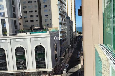 Apartamento para alugar - 112m&sup2; - Centro