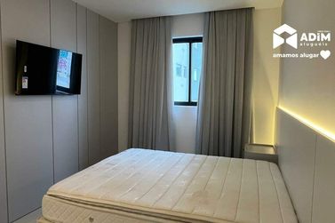 Apartamento para alugar - 121m&sup2; - Meia Praia
