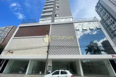Apartamento &agrave; venda - 133m&sup2; - meia praia