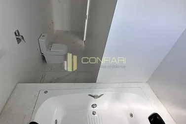 Apartamento &agrave; venda - 179m&sup2; - Meia Praia