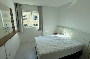 Apartamento &agrave; venda - Meia Praia