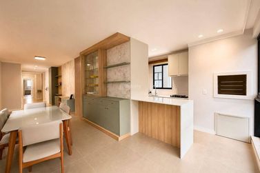 Apartamento para alugar - Meia Praia