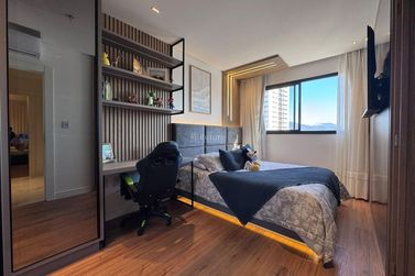 Apartamento &agrave; venda - 105m&sup2; - Centro