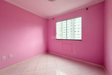 Apartamento &agrave; venda - 107m&sup2; - Meia Praia