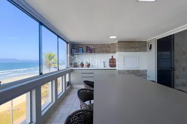 Apartamento &agrave; venda - 170m&sup2; - Meia Praia