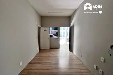 Sala Comercial para alugar - 258m&sup2; - Pioneiros