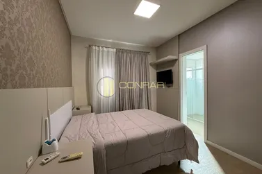 Apartamento &agrave; venda - 123m&sup2; - Meia Praia