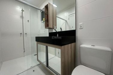 Apartamento &agrave; venda - 198m&sup2; - Meia Praia