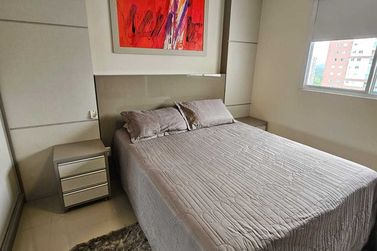 Apartamento &agrave; venda - 246m&sup2; - Meia Praia