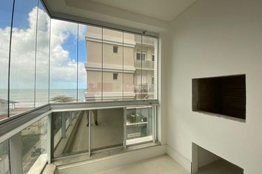 Apartamento &agrave; venda - 240m&sup2; - Meia Praia