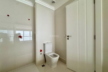Apartamento &agrave; venda - 217m&sup2; - Barra Sul