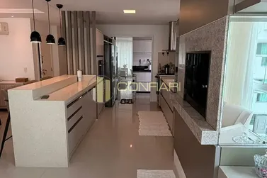 Apartamento &agrave; venda - 134m&sup2; - Meia Praia