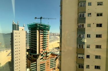 Apartamento &agrave; venda - 150m&sup2; - Pioneiros