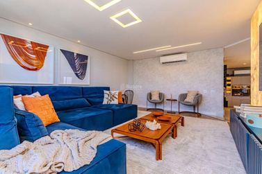 Apartamento &agrave; venda - 200m&sup2; - Meia Praia