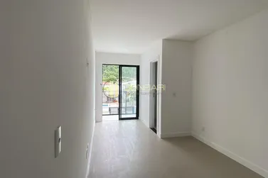 Sobrado &agrave; venda - 97m&sup2; - Morrinhos