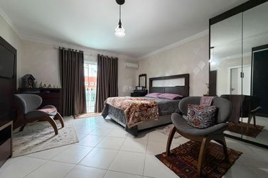 Casa &agrave; venda - 200m&sup2; - Praia dos Amores