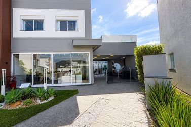 Casa &agrave; venda - 230m&sup2; - Barra