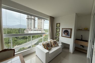 Apartamento &agrave; venda - 98000m&sup2; - Meia Praia
