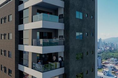 Apartamento &agrave; venda - 166m&sup2; - Meia Praia