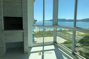 Apartamento &agrave; venda - 193m&sup2; - Meia Praia