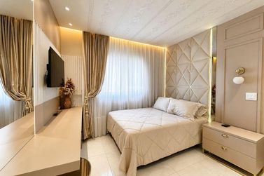 Apartamento &agrave; venda - 220m&sup2; - Centro