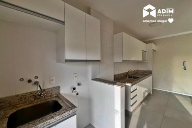 Apartamento para alugar - 65m&sup2; - Tabuleiro