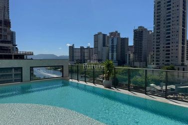 Apartamento &agrave; venda - Meia Praia