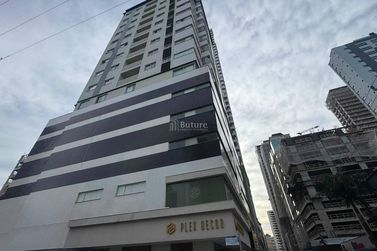 Apartamento para alugar - Meia Praia