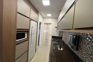 Apartamento para alugar - 131m&sup2; - Centro
