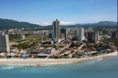 Apartamento &agrave; venda - 190m&sup2; - 