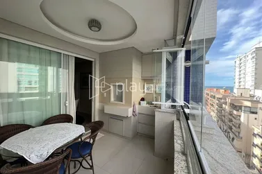 Apartamento &agrave; venda - 115m&sup2; - Meia Praia