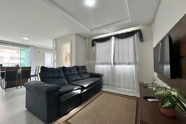 Apartamento &agrave; venda - 86m&sup2; - Meia Praia