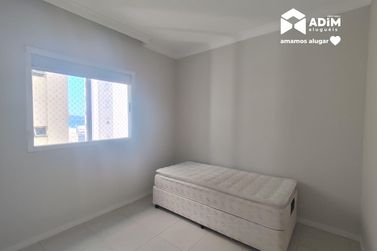 Apartamento para alugar - 92m&sup2; - Pioneiros