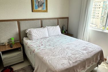 Apartamento &agrave; venda - 140m&sup2; - Centro