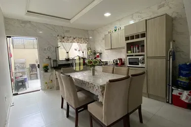 Sobrado &agrave; venda - 106m&sup2; - Pereque