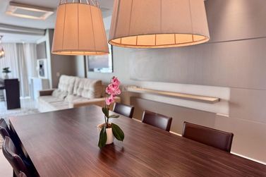Apartamento &agrave; venda - 128m&sup2; - Centro