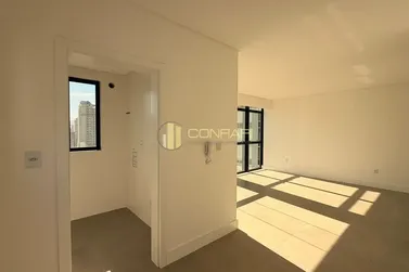 Apartamento &agrave; venda - 103m&sup2; - Meia Praia